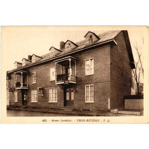 42. Manoir Laviolette. Trois-Rivières P. Q. Postcard